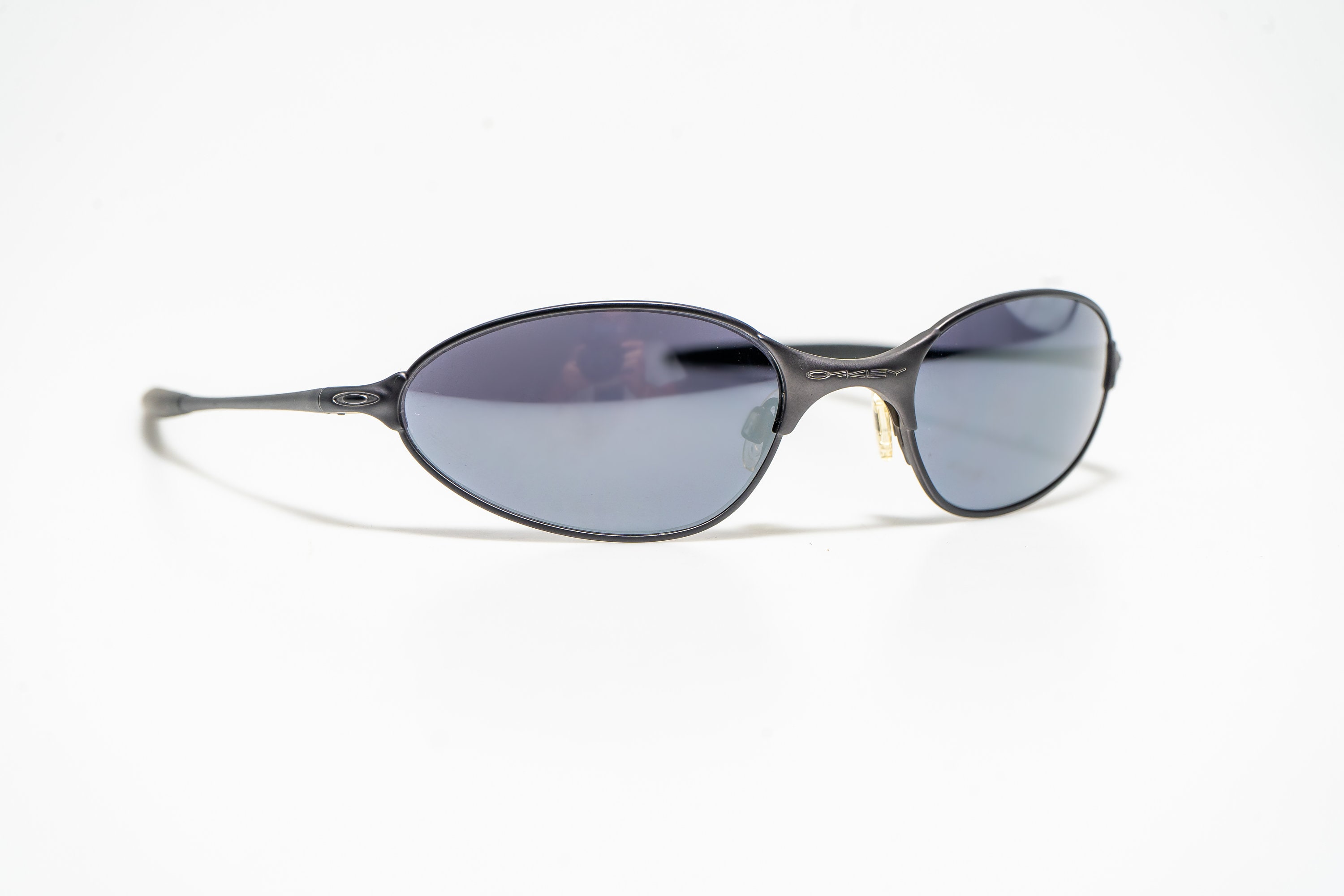 Oakley C-wire, Authentic Vintage Sunglasses Very Rare - Etsy Oakley C-wire, Authentic Vintage Sunglasses Very Rare - Etsy