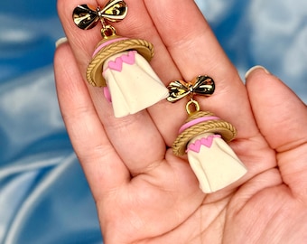3D Ghost Sunhat Dangle Earrings, Spooky Summerween Fun Jewelry