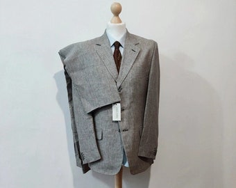 Linen suit