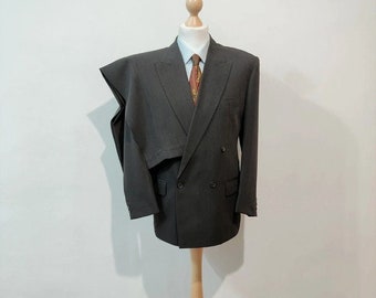 Double breasted brown suit