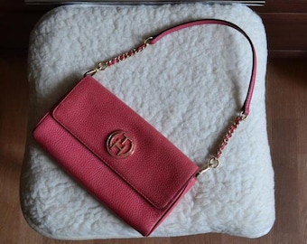 Tommy Hilfiger Bolso pequeño de cuero rosa Y2K