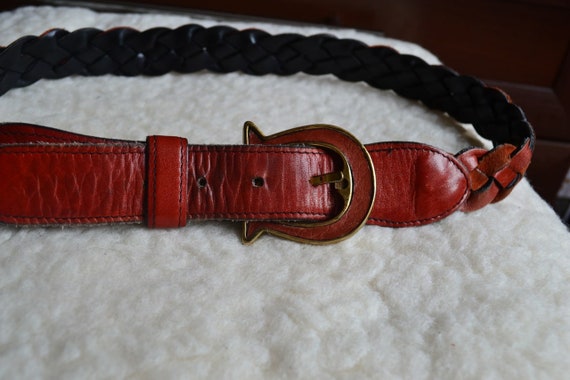 Vintage Etienne Aigner Women display picture 1