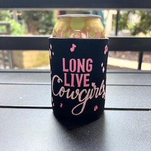 Lunga vita alle cowgirl Can Koozie / Cappello da cowboy rosa ispirato a Morgan Wallen