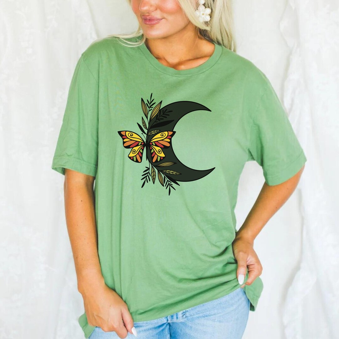 Butterfly Moon T-shirt Celestial Moon Tee Moon Jersey Short - Etsy