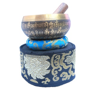 仏像彫刻の金属製瞑想ボウル 8インチの仏像彫刻シンギングボウル：サウンドヒーリングと瞑想