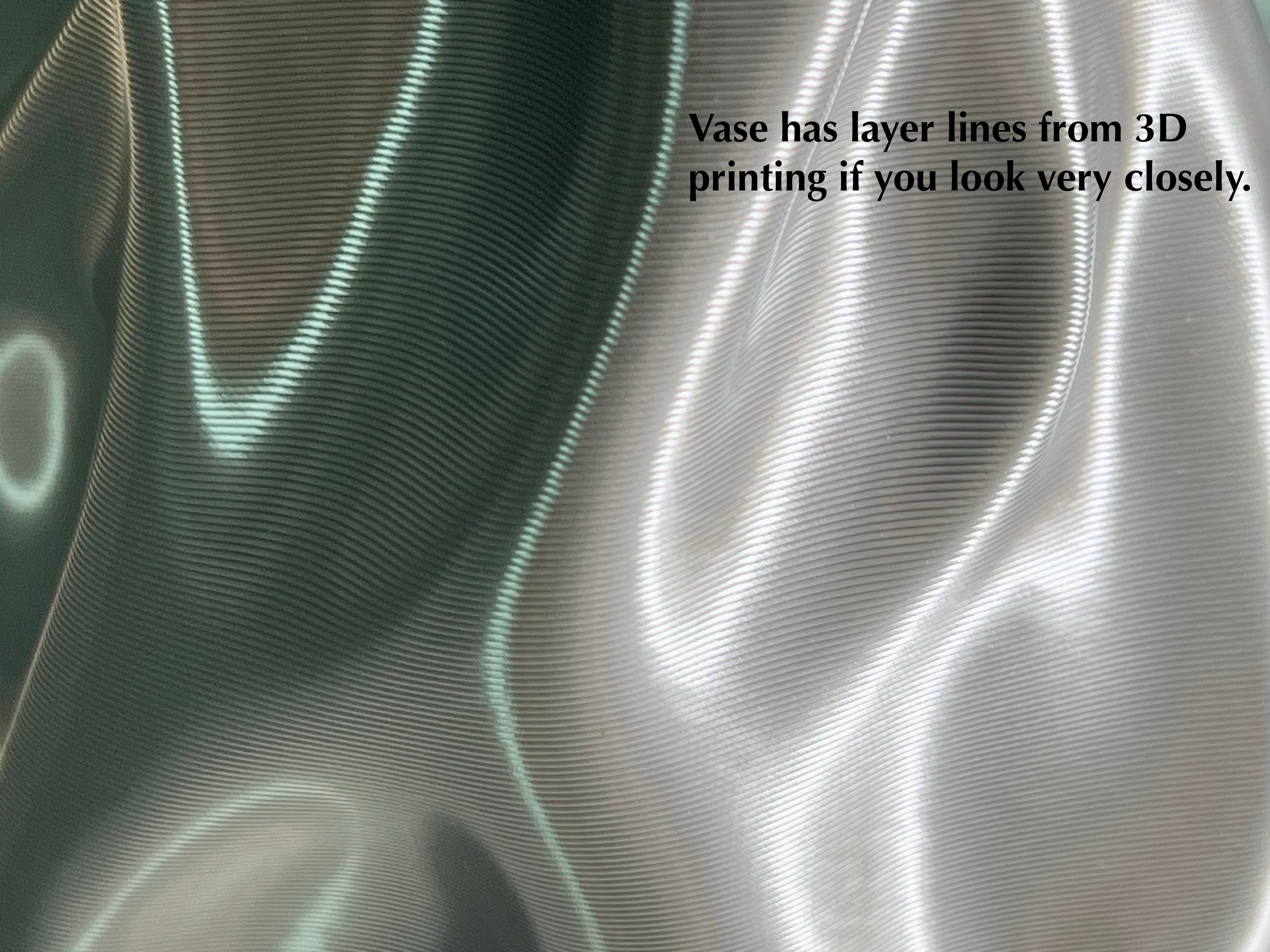 DarkkaStudio – Vase Chrome DarkkaStudio – Vase Chrome