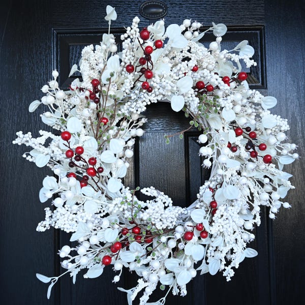 Front door wreath Christmas wreath winter wreath Gift wreath 18"