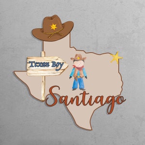 Plaque nominative en bois de cow-boy pour chambre d'enfant, décoration murale d'art mural pour chambre de garçon texan, plaque nominative, cadeaux personnalisés pour bébé, plaque nominative pour hôpital, carte du Texas