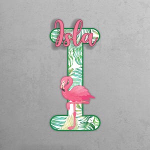 Letrero de madera con nombre de flamenco para guardería, decoración de habitación tropical, placa con nombre para bebé niño, regalos personalizados para bebé, letrero con nombre de bebé para hospital