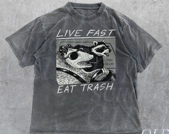 Vintage Opossum Live Fast Eat Trash camiseta gráfica estilo 90s, camisa de mapache retro, camisas de moda, camisa relajada unisex para adultos, camiseta lavada