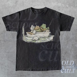 Frog 90s Vintage Graphic Shirt, Retro Toad Tee, Nature Shirt, 2000s Frog T-Shirt, Book Lovers Shirt, Vintage Unisex Oversize Cotton Tee Black