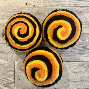 Halloween Yarn Ball Wreath Attachment Halloween Decoration Orange Black Chunky Yarn Bowl Filler Tiered Tray Decor Favorites Embellishment