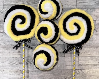 Bee Wreath Attachment Ball Picks Tiered Tray Decor Accent Spring Decoration Bumble Bee Yarn Ornament Black Yellow Handmade Lollipop Honey