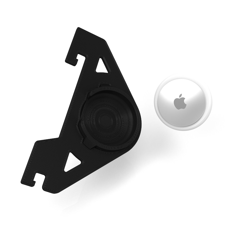 Pelican Nametag Airtag Mount