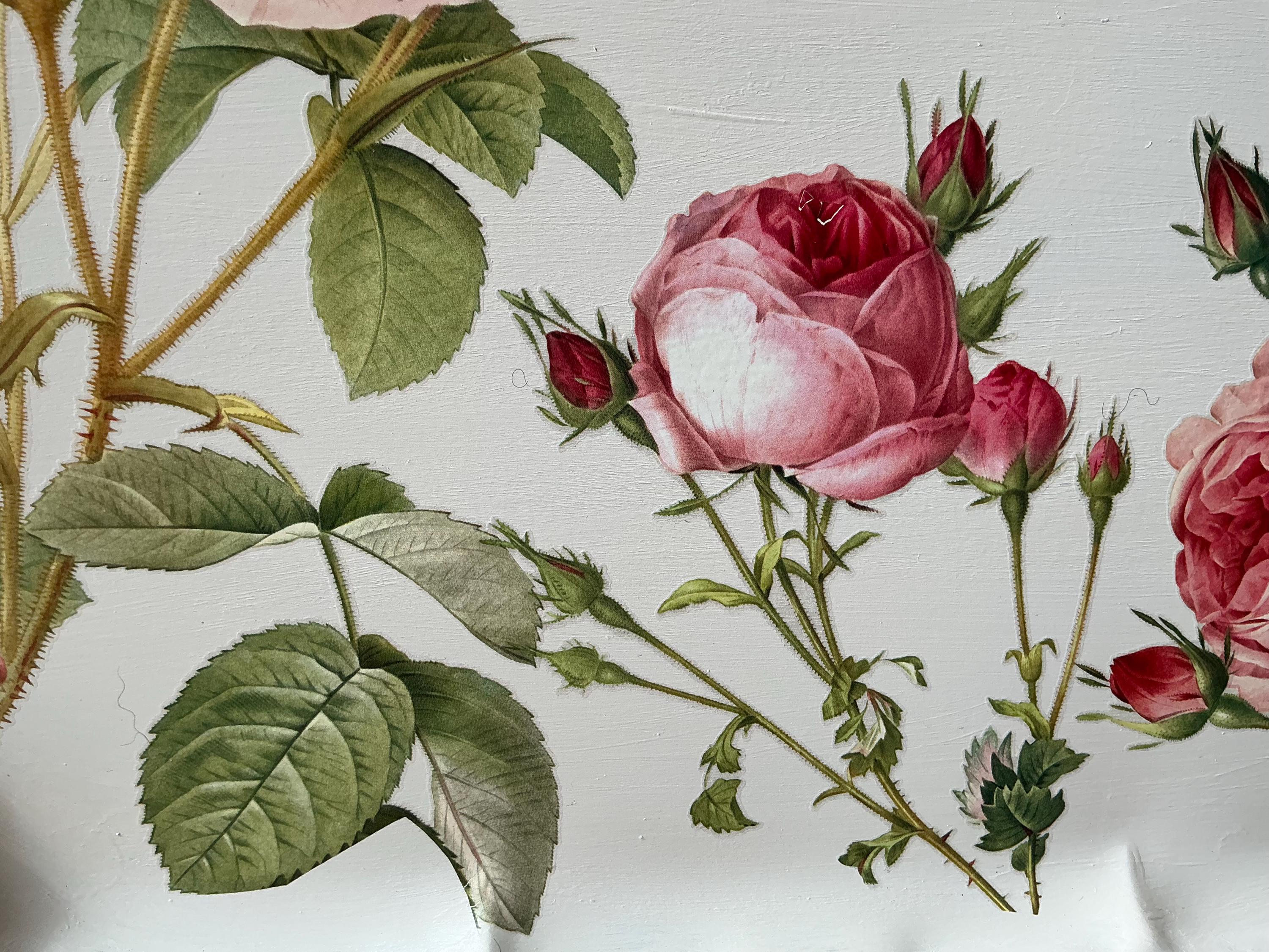 Rose Garden Round Tray