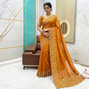 Sari indio amarillo dorado / Sari tradicional para uso festivo / Ropa étnica del sur de Asia / Sari para invitados de boda / Sari con borde festoneado