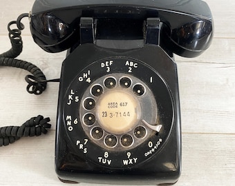 Vintage Black Rotary Telephone in Working Condition