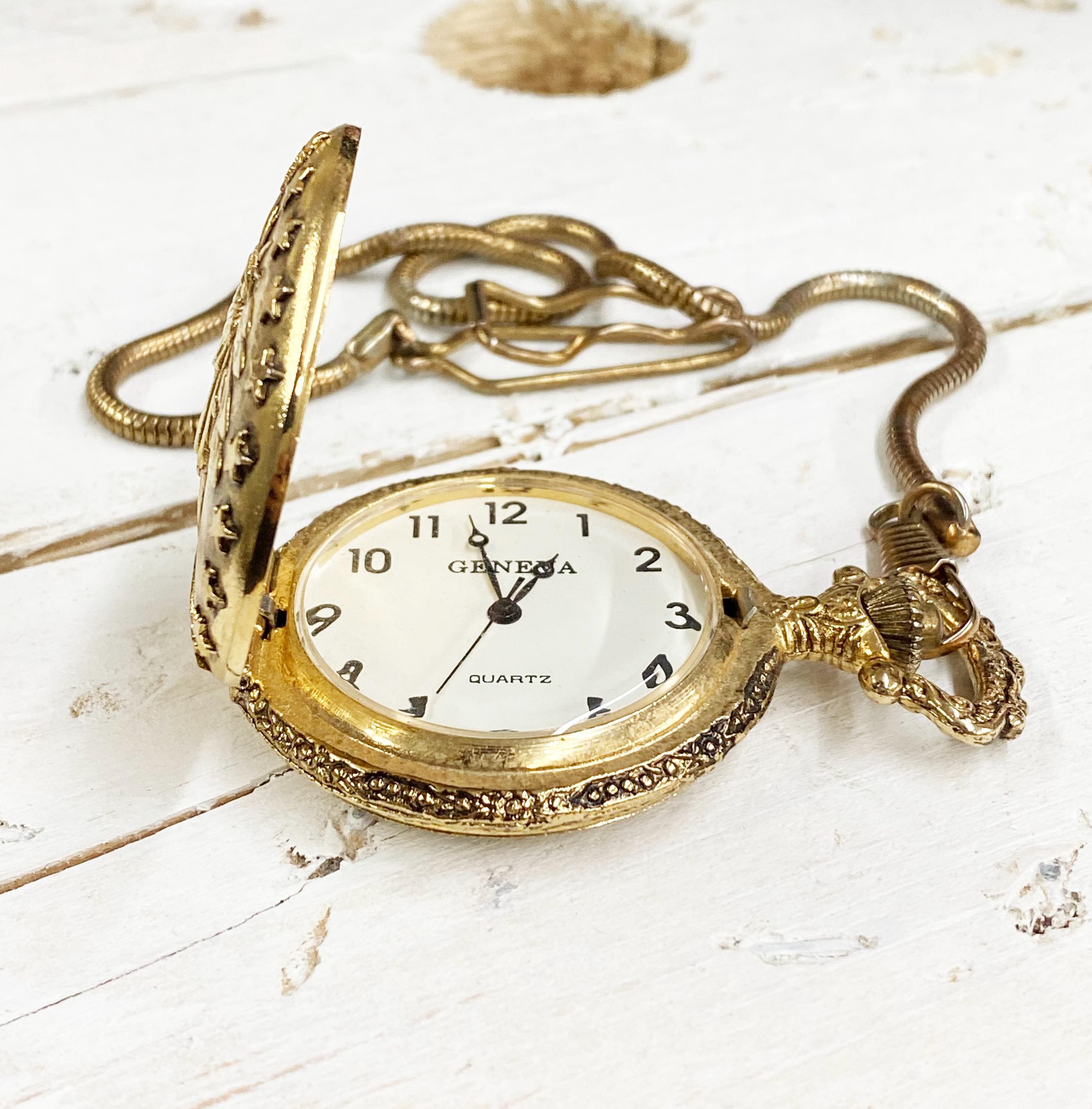 Vintage GENEVA Quartz Pocket Watch With 1886-1986 Statue of