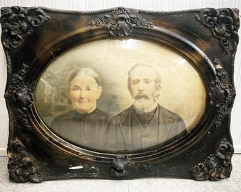 RARE Antique Victorian Portrait Ornate Wooden Frame with Bubble Glass