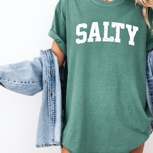 Camiseta de colores Salty Comfort, camiseta de playa de moda, camiseta de verano, camiseta de vacaciones, ropa preppy para niñas, lindos atuendos de verano para mujeres