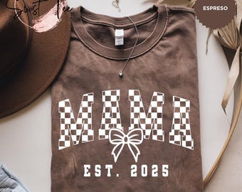 Comfort Colors® レトロチェック柄ママシャツ、娘からママへの母の日ギフト、ママシャツ、彼女の誕生日、ママへのクリスマスプレゼント