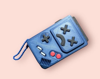 Portable Retro Game Console Keychain - Nostalgic Gaming Accessory
