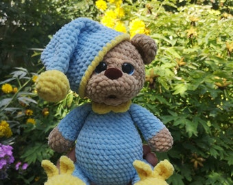 Stofftierbär im Pyjama, Amigurumi-Spielzeug