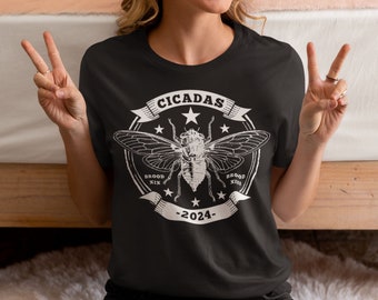 Cicadas Vintage Insect T-Shirt for Insect Lovers and Bug Enthusiasts, 2024 Double Brood Hatch, Cicada Lover Shirt CT