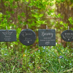Custom Pet Memorial Garden Stone, Personalized Dog Memorial Garden Stone,Pet Remembrance Gift,Honor Your Beloved Cat or Dog,Pet Grave Marker