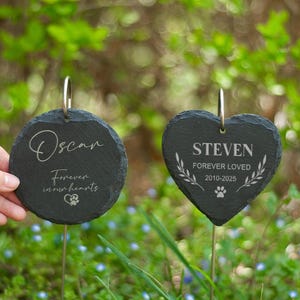 Custom Pet Memorial Garden Stone, Personalized Dog Memorial Garden Stone,Pet Remembrance Gift,Honor Your Beloved Cat or Dog,Pet Grave Marker