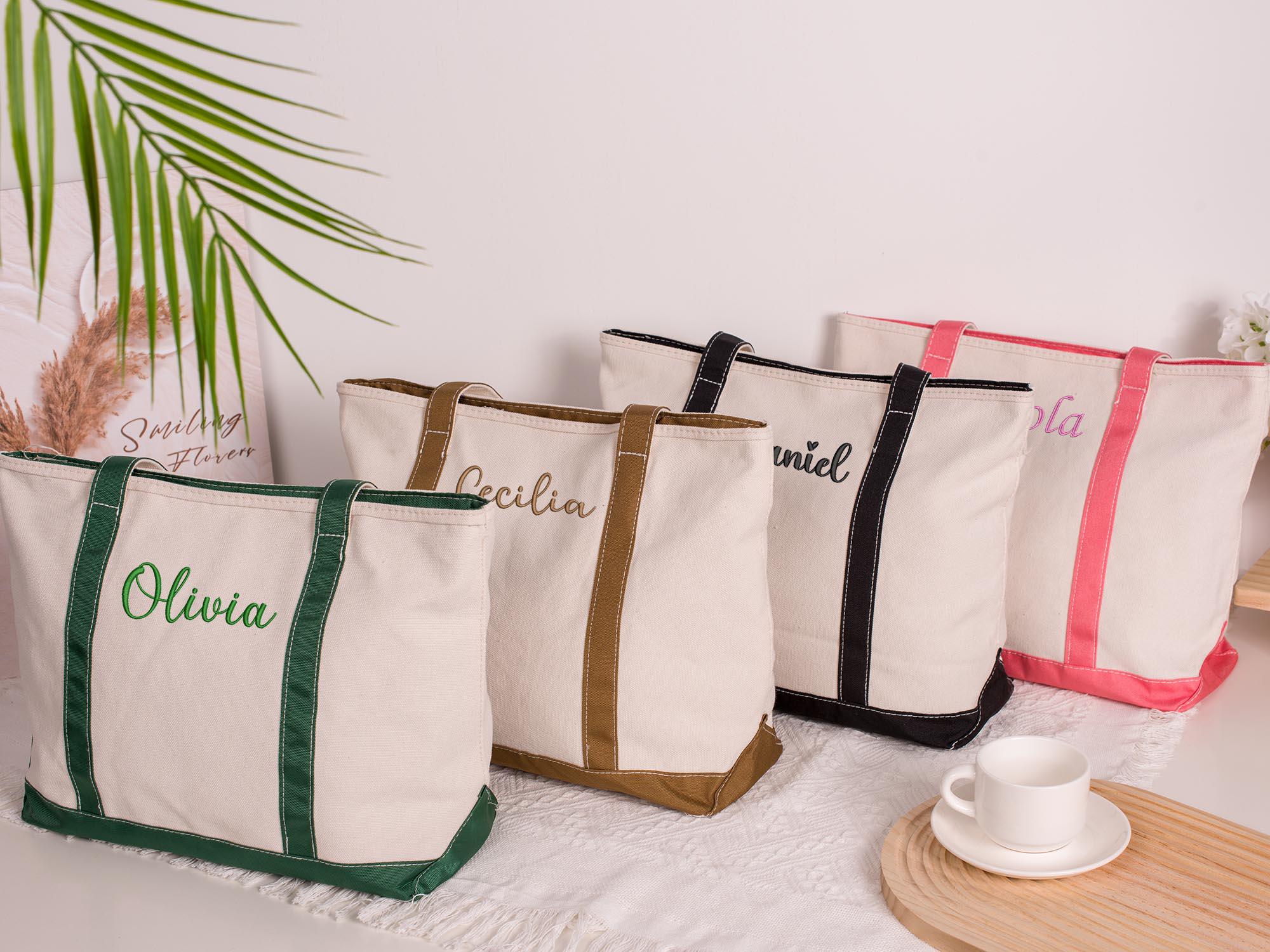 Personalisierte Tragetasche aus Canvas, bestickt mit Initialien und Wunschtasche