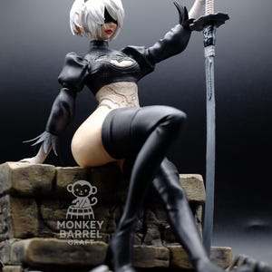Hand-Painted 2B Figure – NieR Automata Fan Art – Large 3D Printed Collectible (22cm)
