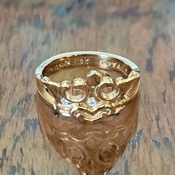 18k gold crown ring with diamond accents
