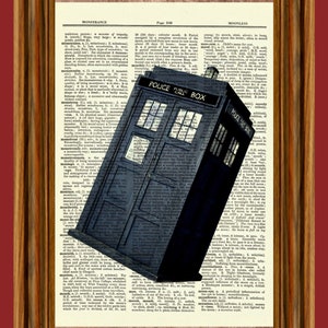 The Tardis at night, Doctor Who print by Golden Planet Prints