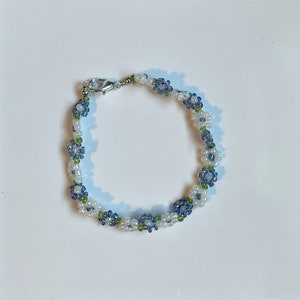 floral seed bead bracelets/ cute seed bead bracelets/ daisy seed bead bracelets