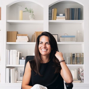 Etsy bookshelves 2024