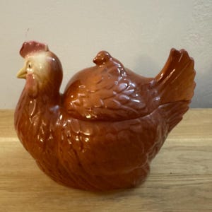 Vintage Fapco 1950’s Chicken / Hen Cookie Jar / Ceramic