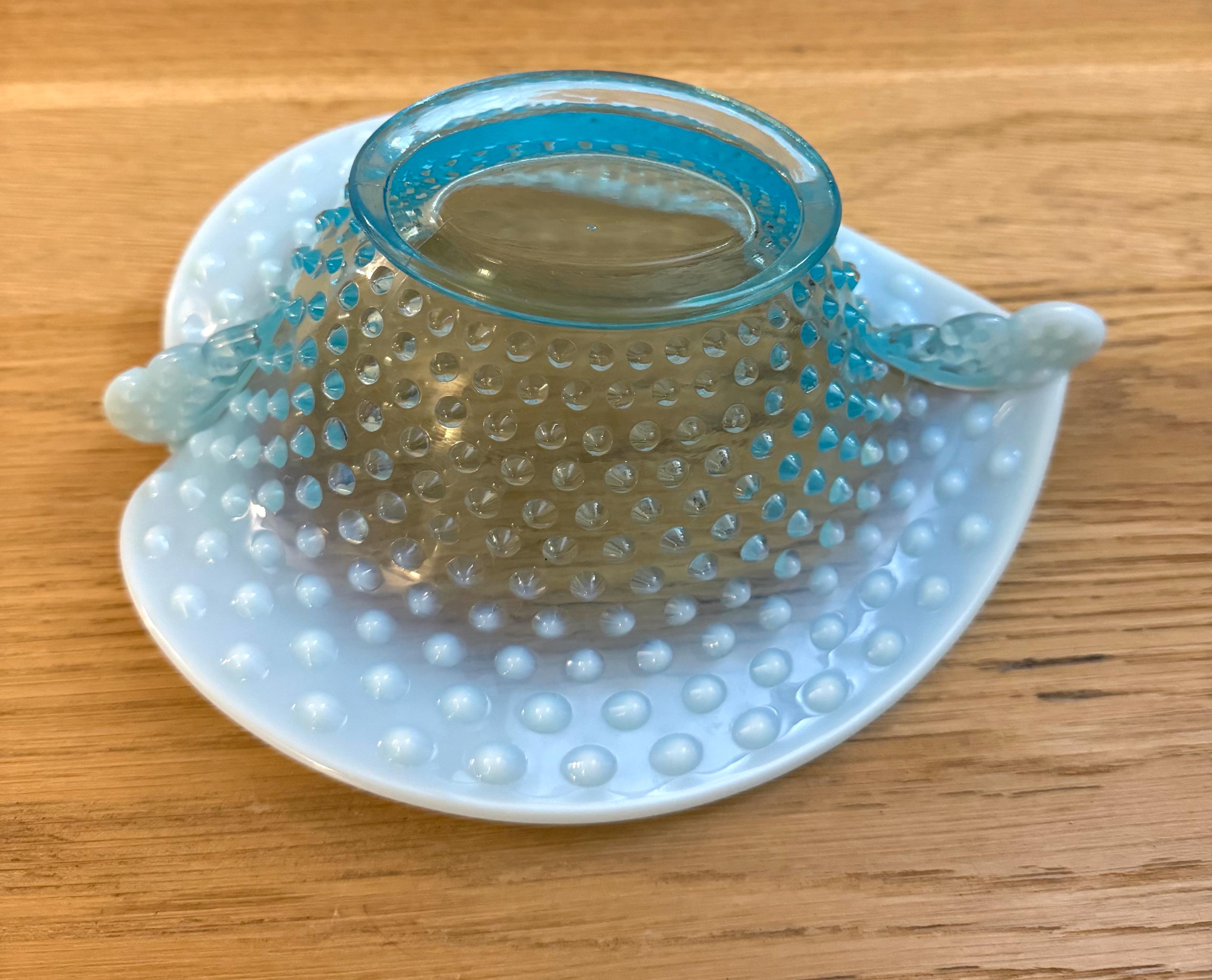 希少なヴィンテージ フェントン オパールセント ホブネイル ディッシュ