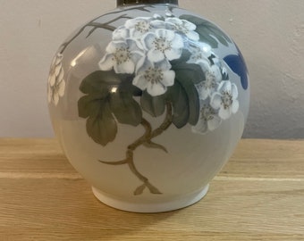 Vintage Bing and Grondahl Cherry Blossom Sakura Vase 6” Denmark