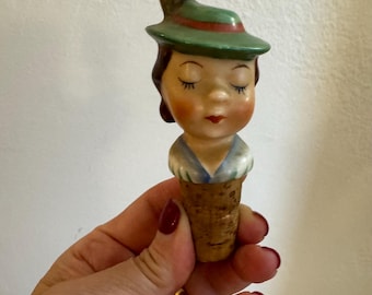 Tapón de botella de porcelana alemana vintage: Dama con sombrero pintada a mano