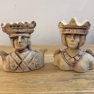 Rustic King and Queen Salt /Pepper Shakers 4x4 in , Vintage Table ware /Figural Royal Couple / REN Faire ,SCA style