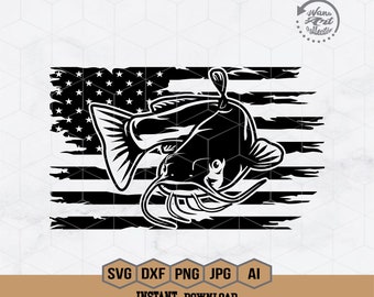 Può includere: Silhouette in bianco e nero di un pesce gatto che nuota davanti a una bandiera americana usurata.