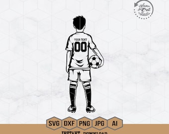 Può includere: Silhouette in bianco e nero di un calciatore che tiene un pallone da calcio. Il giocatore indossa una maglia con il testo "YOUR TEXT" e il numero "00".