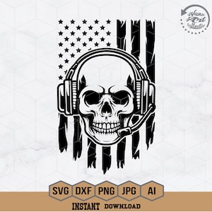 Puede incluir: Ilustración en blanco y negro de una calavera con auriculares delante de una bandera estadounidense desgastada.