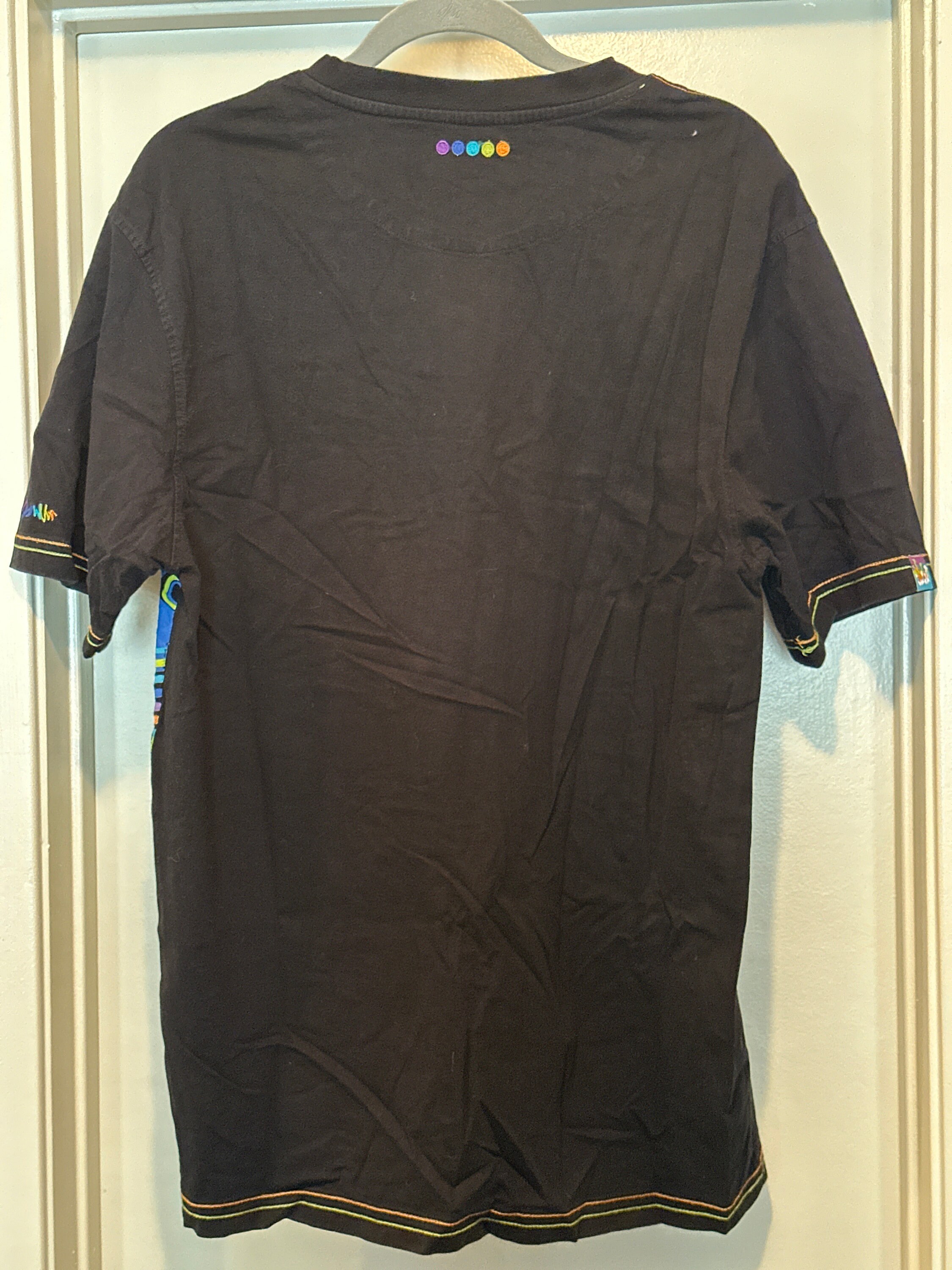 VINTAGE Coogi Mens Tshirt Graphic Print on Black Heavyweight