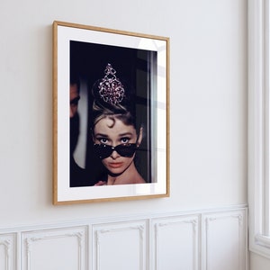 Audrey Hepburn Poster, Trendy Retro Wall Art, Vintage Poster, Aesthetic Print, Bedroom Wall Art, Girl Boss Poster, Black and White, Fashion