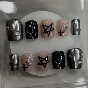 Silver Black Star Abstract Press On Nails