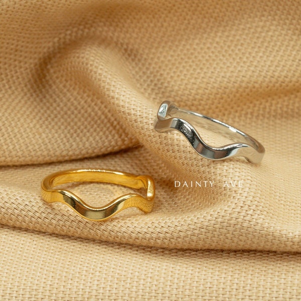 Wavy Ring • Ripple Stacking Ring • Silver Minimalist Ring • Dainty Diamond Ring • Gold Wavy Ring • Thin Ring • Gift for Her • Stackable Ring