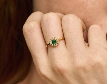 Sierlijke Emerald & Diamond Ring, Flower Ring, Statement Ring, Oma Ring, Cadeau voor haar, Cadeau voor moeder