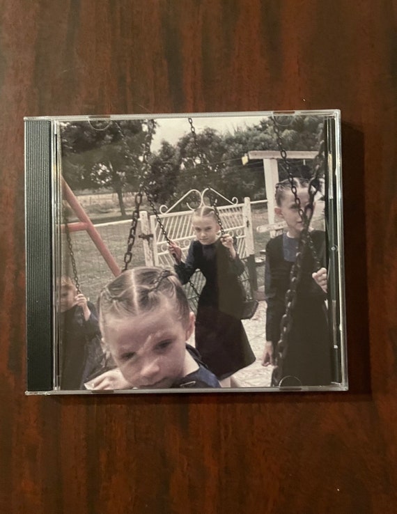 Amnesty (I): Crystal Castles: Amazon.ca: Music